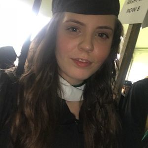 Meet your Posher, Karissa